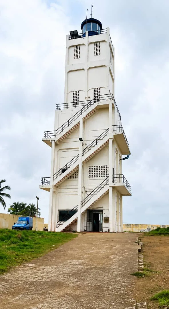 Phare de Port-Bouët